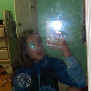 Meet your Posher, Ali